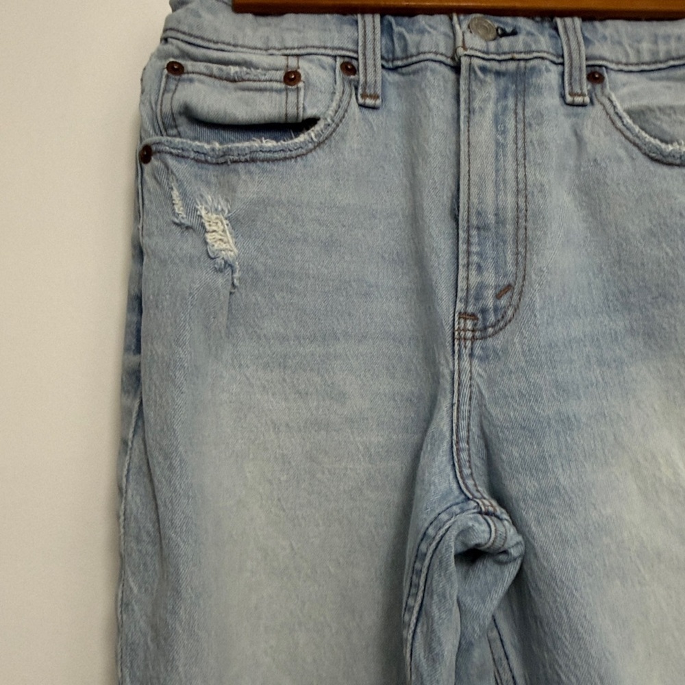 Abercrombie Distressed High Rise Mom JeansWomen's Jeans - Picture 5 of 10